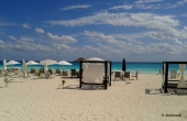 The serene beaches of Cancún.....