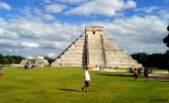 Now......this is a Super Calendar, the main pyramid of Chichén Itzá!